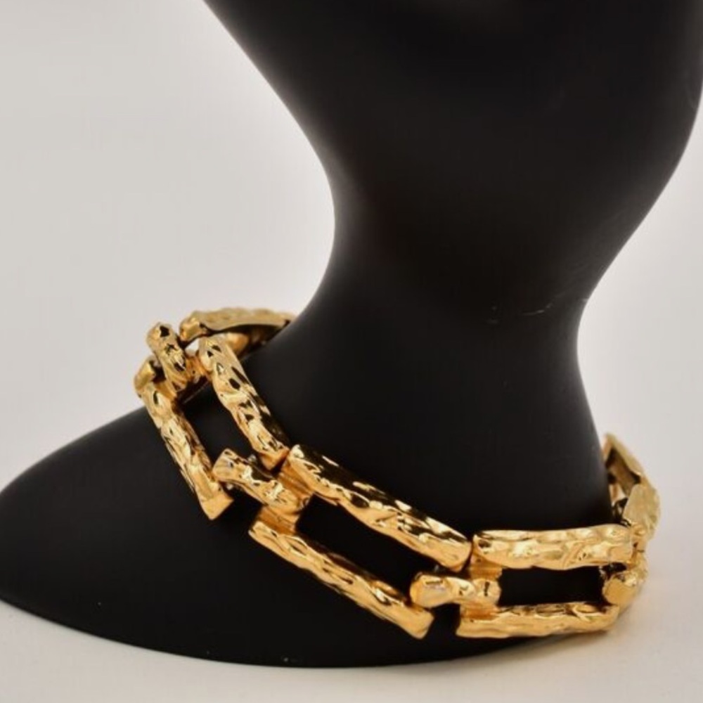 Vintage Monet Textured Rectangle Link Runway Brac… - image 6